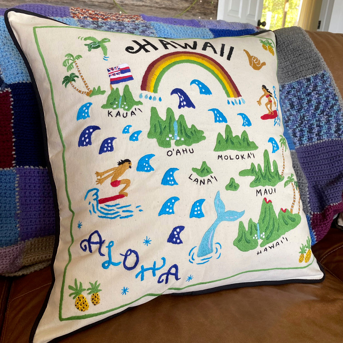 HAWAII ISLANDS / Hand Embroidered Pillow / az 064 – Alohazen